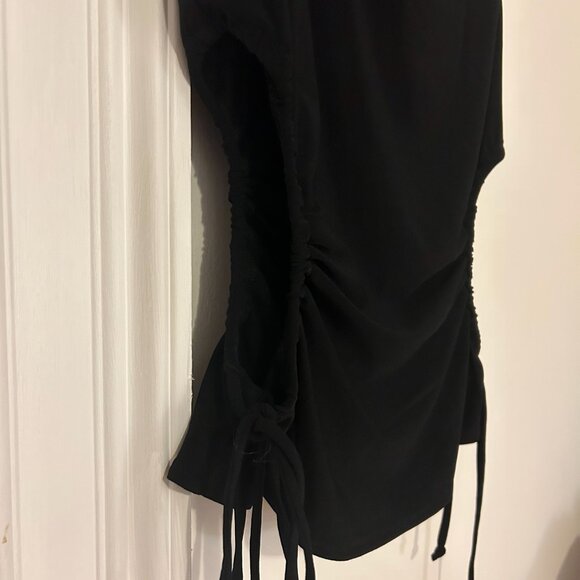 Open Edit Cut Out, High Neck, Going Out Top - Picture 6 of 6